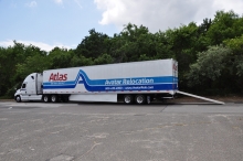 Avatar Relocation air-ride tractor-trailer unit